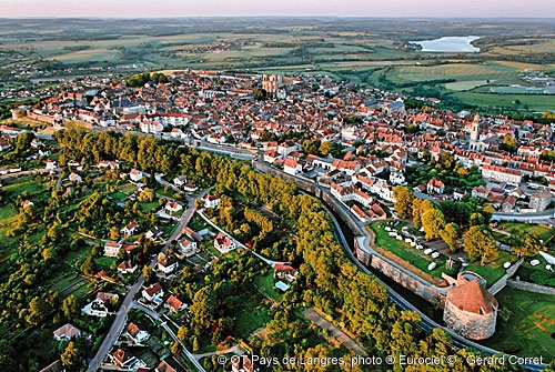 1438157254_Langres-Gerrard-Corret